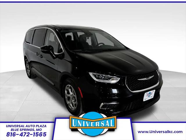 2024 Chrysler Pacifica Limited for sale in Blue Springs, MO