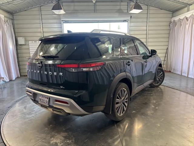 2024 Nissan Pathfinder SL FWD