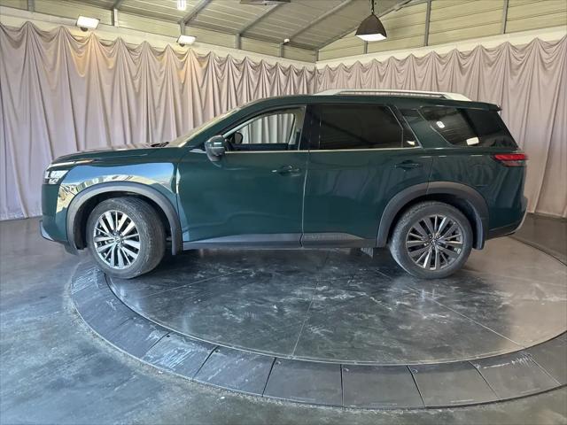 2024 Nissan Pathfinder SL FWD