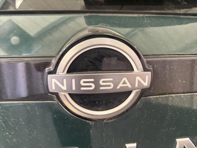 2024 Nissan Pathfinder SL FWD