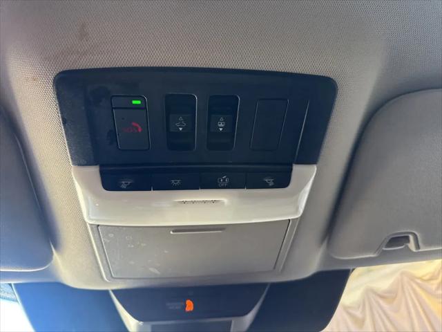 2024 Nissan Pathfinder SL FWD