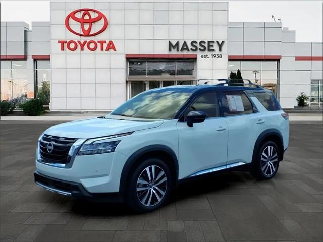 2024 Nissan Pathfinder Platinum FWD