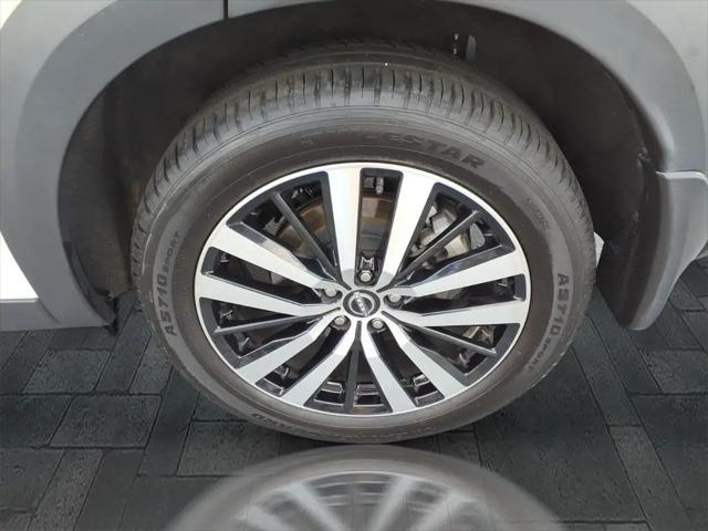 2024 Nissan Pathfinder Platinum FWD