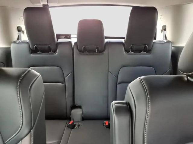 2024 Nissan Pathfinder Platinum FWD