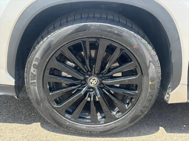 2025 Toyota Highlander XSE