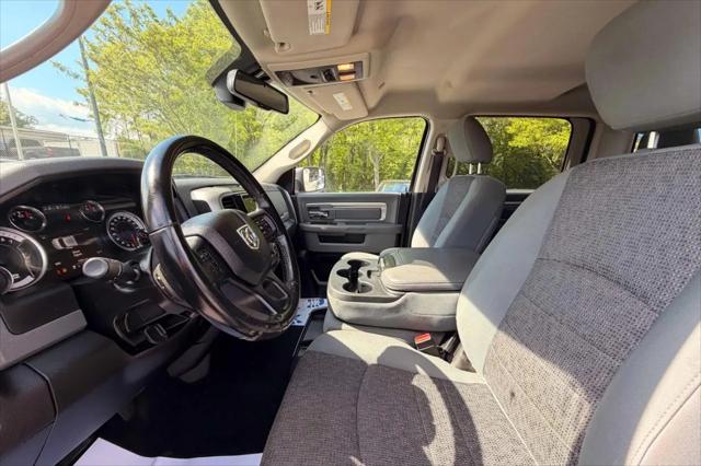 2019 Ram 1500 Classic Big Horn Crew Cab 4x4 5'7" Box