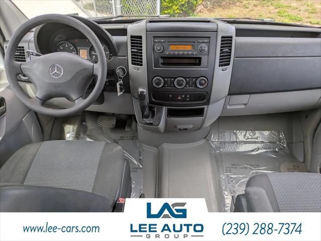 2011 Mercedes-Benz Sprinter 2500 Normal Roof