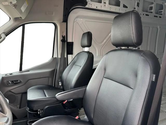 2023 Ford Transit Cargo Van T-250