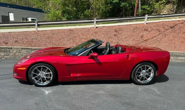 2005 Chevrolet Corvette Base