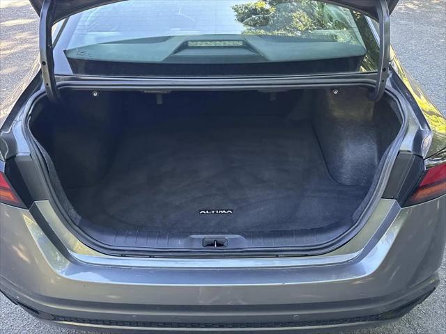 2024 Nissan Altima SV FWD