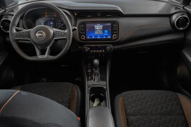 2024 Nissan Kicks SR Xtronic CVT