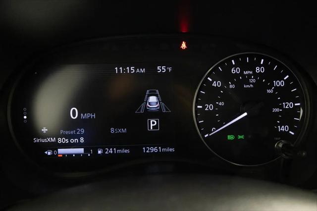 2024 Nissan Kicks SR Xtronic CVT