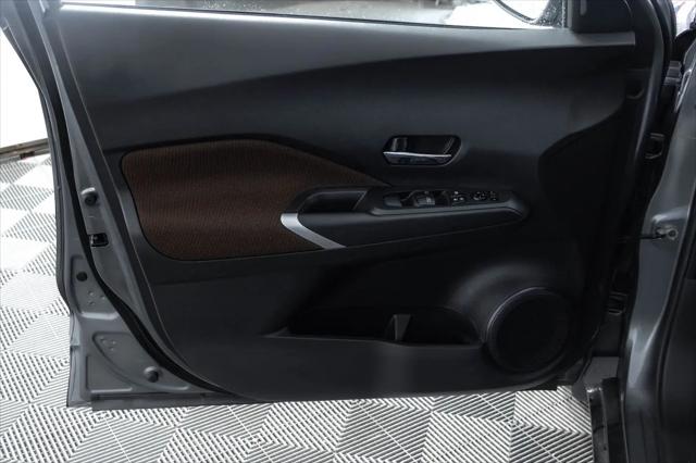 2024 Nissan Kicks SR Xtronic CVT