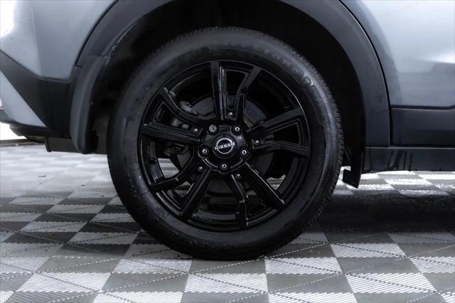 2024 Nissan Kicks SR Xtronic CVT
