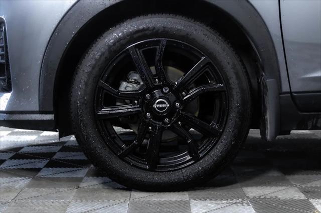 2024 Nissan Kicks SR Xtronic CVT