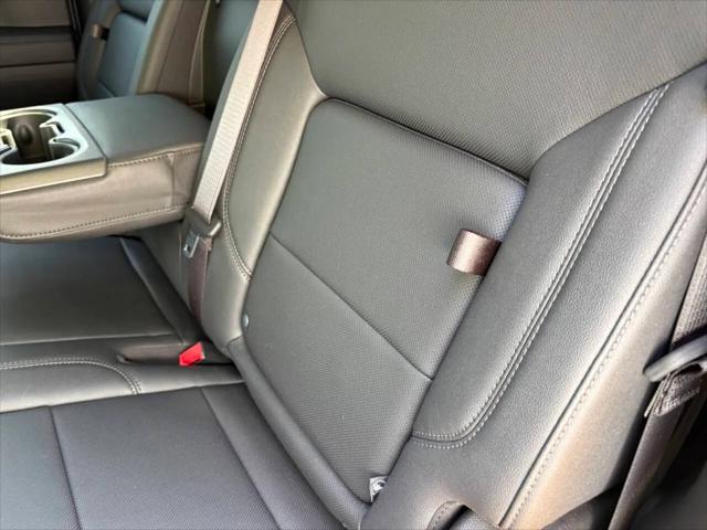 2023 GMC Sierra 1500 4WD Crew Cab Short Box SLT