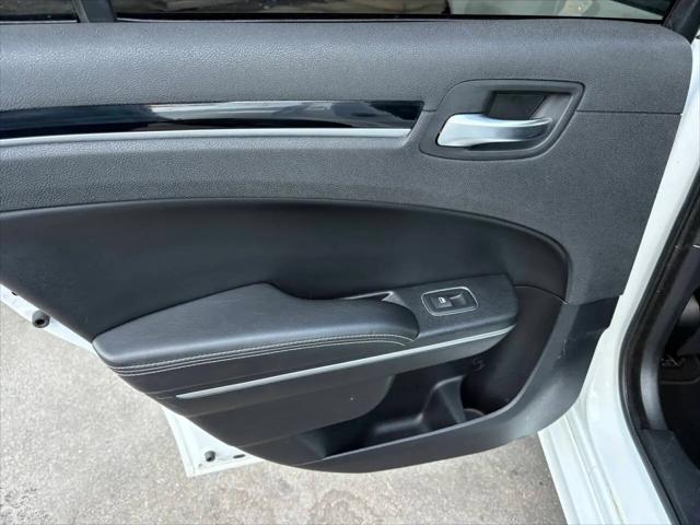 2019 Chrysler 300 300S