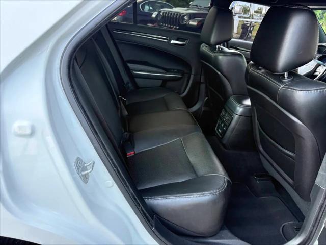 2019 Chrysler 300 300S