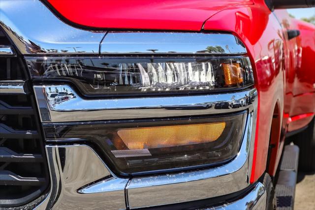 2026 Ram 3500 Tradesman Crew Cab 4x4 8 Box