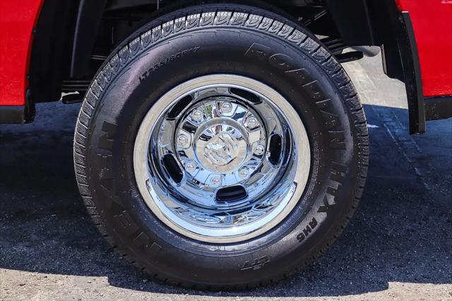 2026 Ram 3500 Tradesman Crew Cab 4x4 8 Box