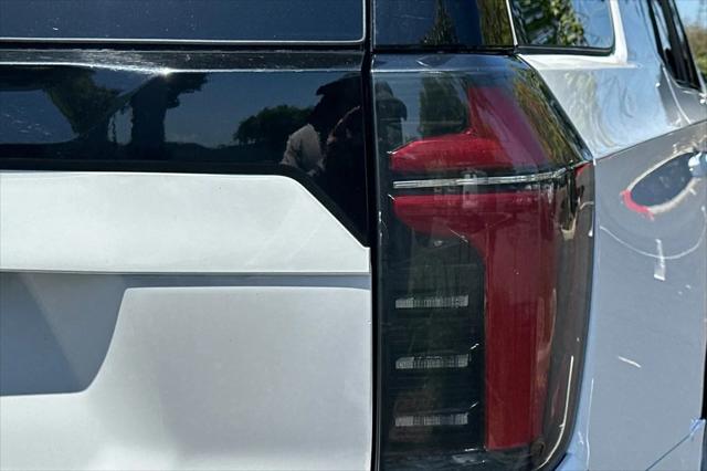 2025 Chevrolet Tahoe 4WD LT