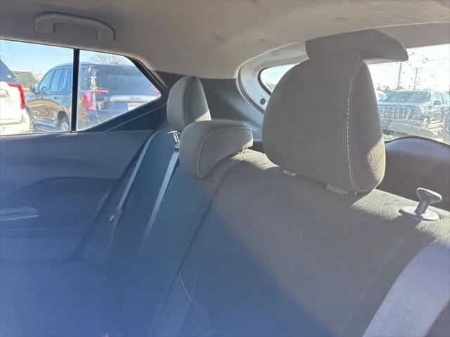 2022 Nissan Kicks S Xtronic CVT