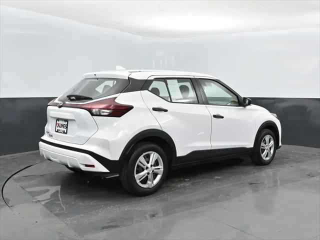 2022 Nissan Kicks S Xtronic CVT