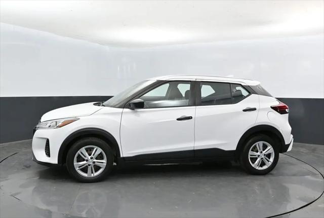 2022 Nissan Kicks S Xtronic CVT