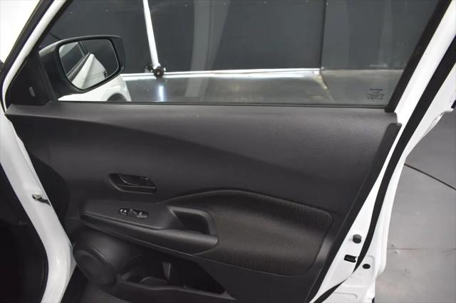 2022 Nissan Kicks S Xtronic CVT