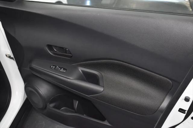 2022 Nissan Kicks S Xtronic CVT