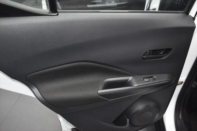 2022 Nissan Kicks S Xtronic CVT