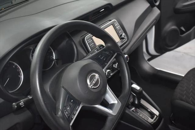 2022 Nissan Kicks S Xtronic CVT