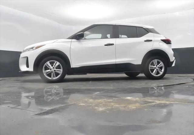 2022 Nissan Kicks S Xtronic CVT