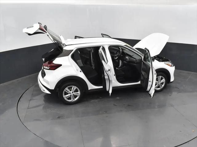 2022 Nissan Kicks S Xtronic CVT