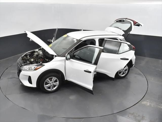 2022 Nissan Kicks S Xtronic CVT