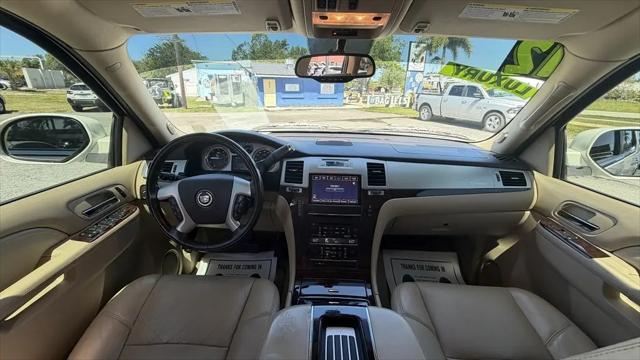 2012 Cadillac Escalade Luxury