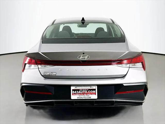 2025 Hyundai Elantra SEL Convenience