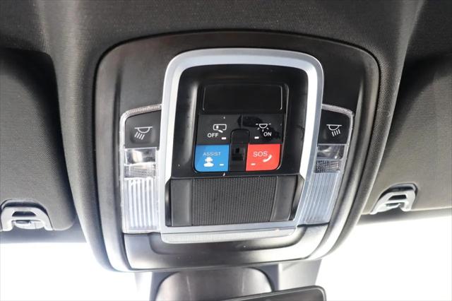 2024 Ram 1500 Laramie Crew Cab 4x2 5'7" Box