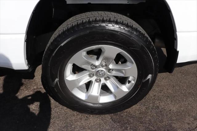 2024 Ram 1500 Laramie Crew Cab 4x2 5'7" Box