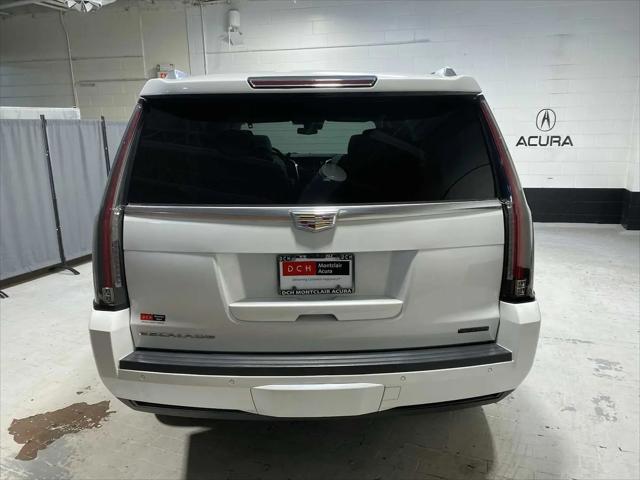 2020 Cadillac Escalade 4WD Luxury