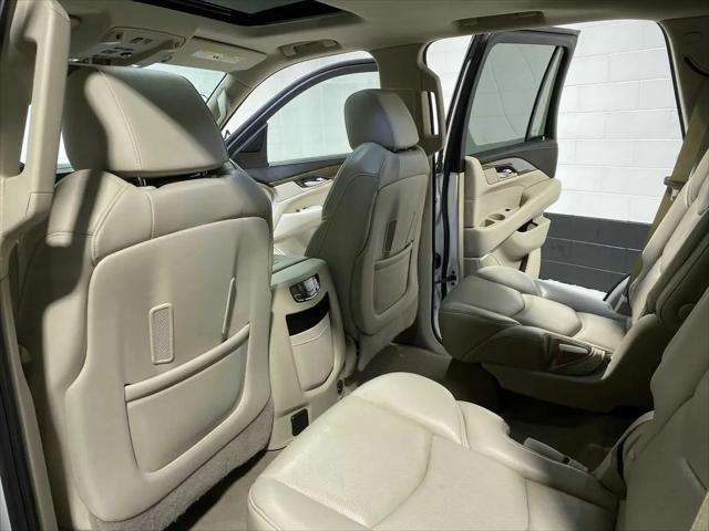 2020 Cadillac Escalade 4WD Luxury