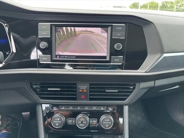 2023 Volkswagen Jetta 1.5T SE