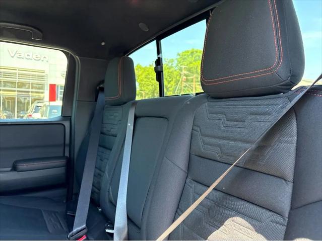 2026 Nissan Frontier Crew Cab PRO-X 4x2