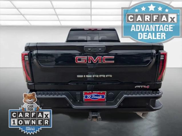 2024 GMC Sierra 2500HD 4WD Crew Cab Standard Bed AT4