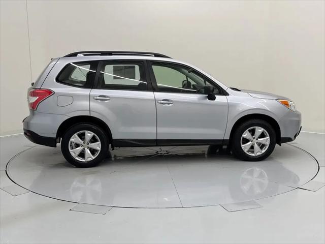 2016 Subaru Forester 2.5i
