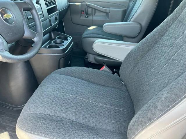 2024 Chevrolet Express Cargo Van RWD 2500 Regular Wheelbase WT