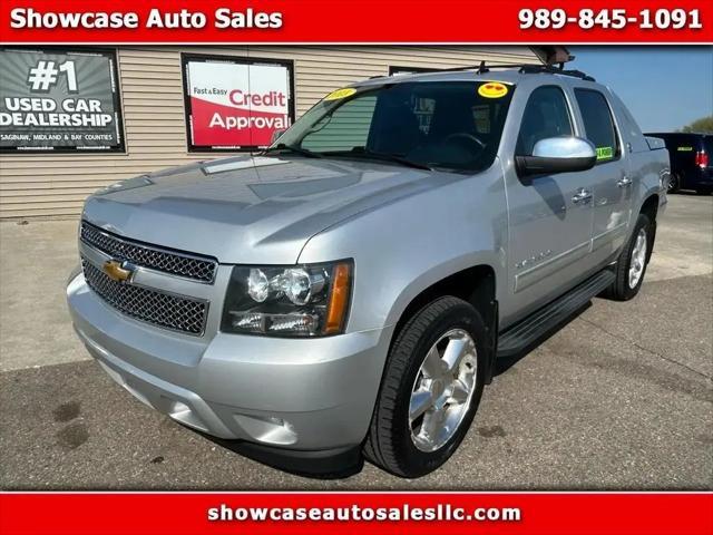 2013 Chevrolet Avalanche LT for sale in Chesaning, MI