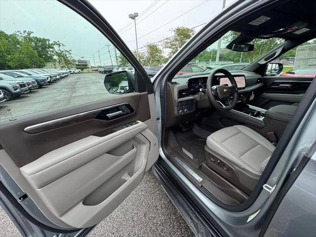2026 Chevrolet Suburban LT, RWD