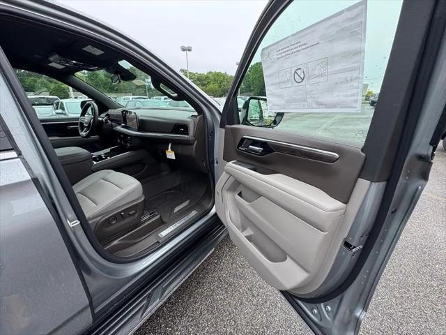 2026 Chevrolet Suburban LT, RWD