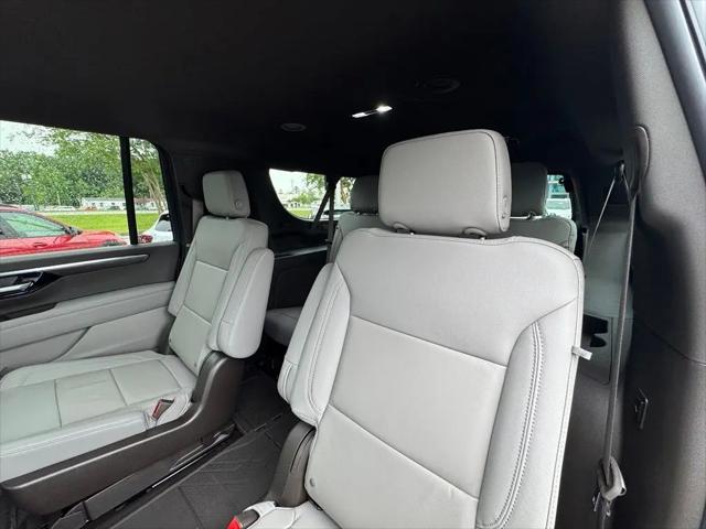 2026 Chevrolet Suburban LT, RWD